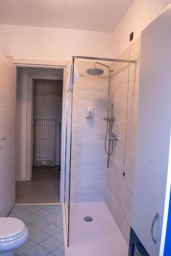 J&M House -Fronte Ospedale- Incluso Netflix E Disney Plus Udine Exterior foto
